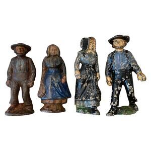Vintage 1940-50's Cast Iron Amish Figurines - Set of 4 - A286